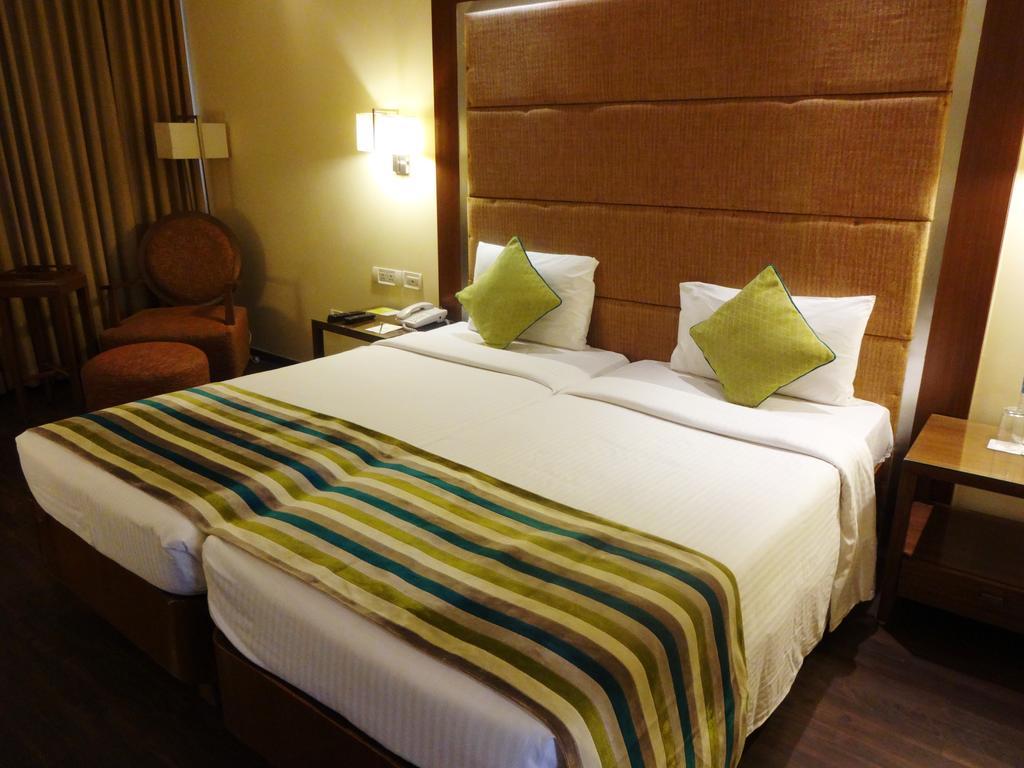 Royal Orchid Central Bangalore, Mg Road Quarto foto